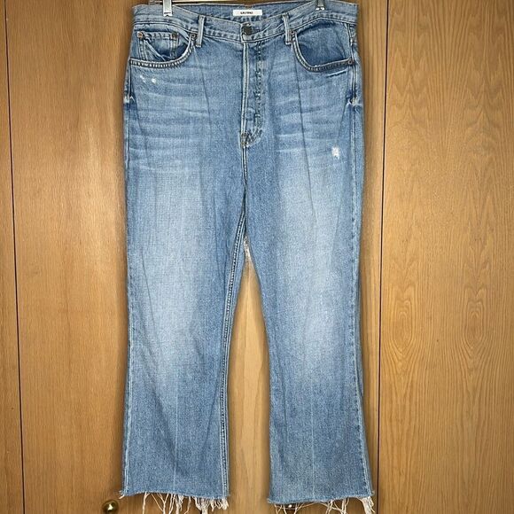 GRLFRND Hannah distressed high waist cropped blue jeans in Fly High Size 31 - Picture 2 of 13